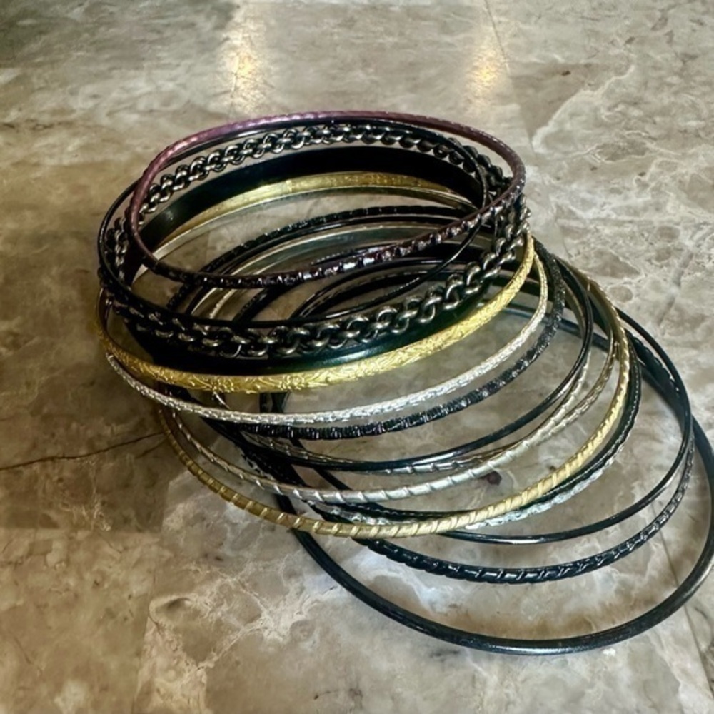 Stackable Bangle Bracelets - Lot of 15 - Multiple Metals